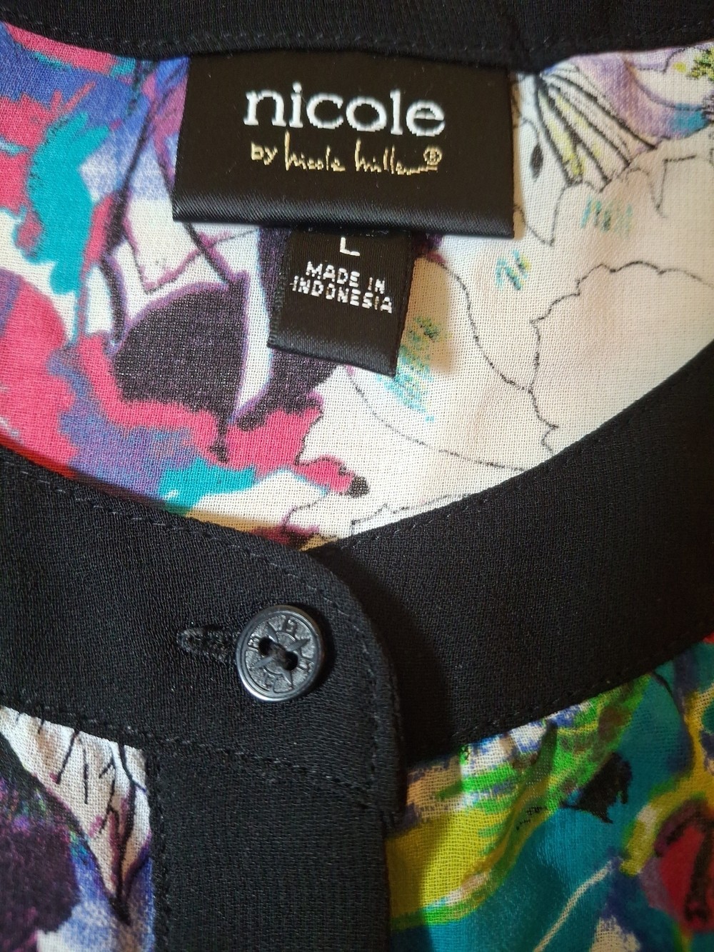 Nicole by Nicole Miller Floral Button-Front Blouse in Black & Multicolor